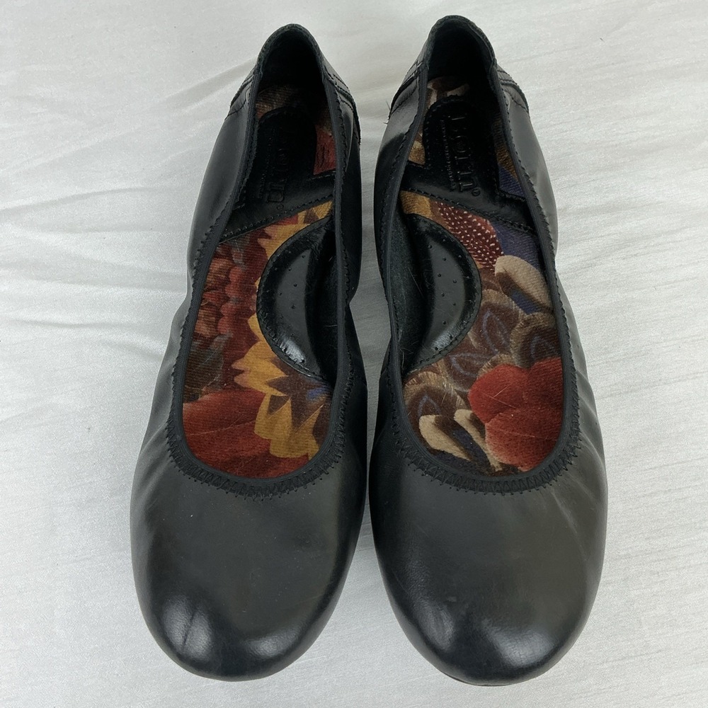 Born Womens JULIANNE Ballet Flats Size 8 W Soft Black Leather Comfort Shoes